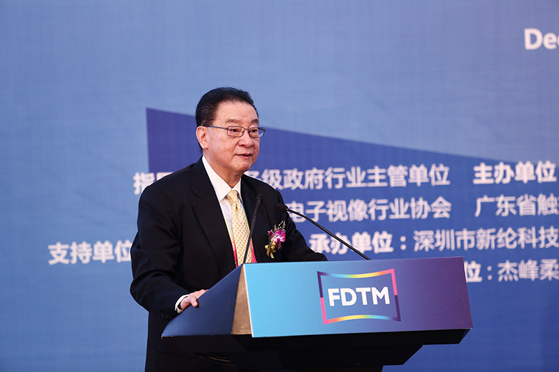 3C10H3462web.jpg 3C10H3462web.jpg