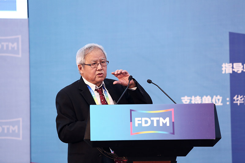 6C10H3629web.jpg 6C10H3629web.jpg