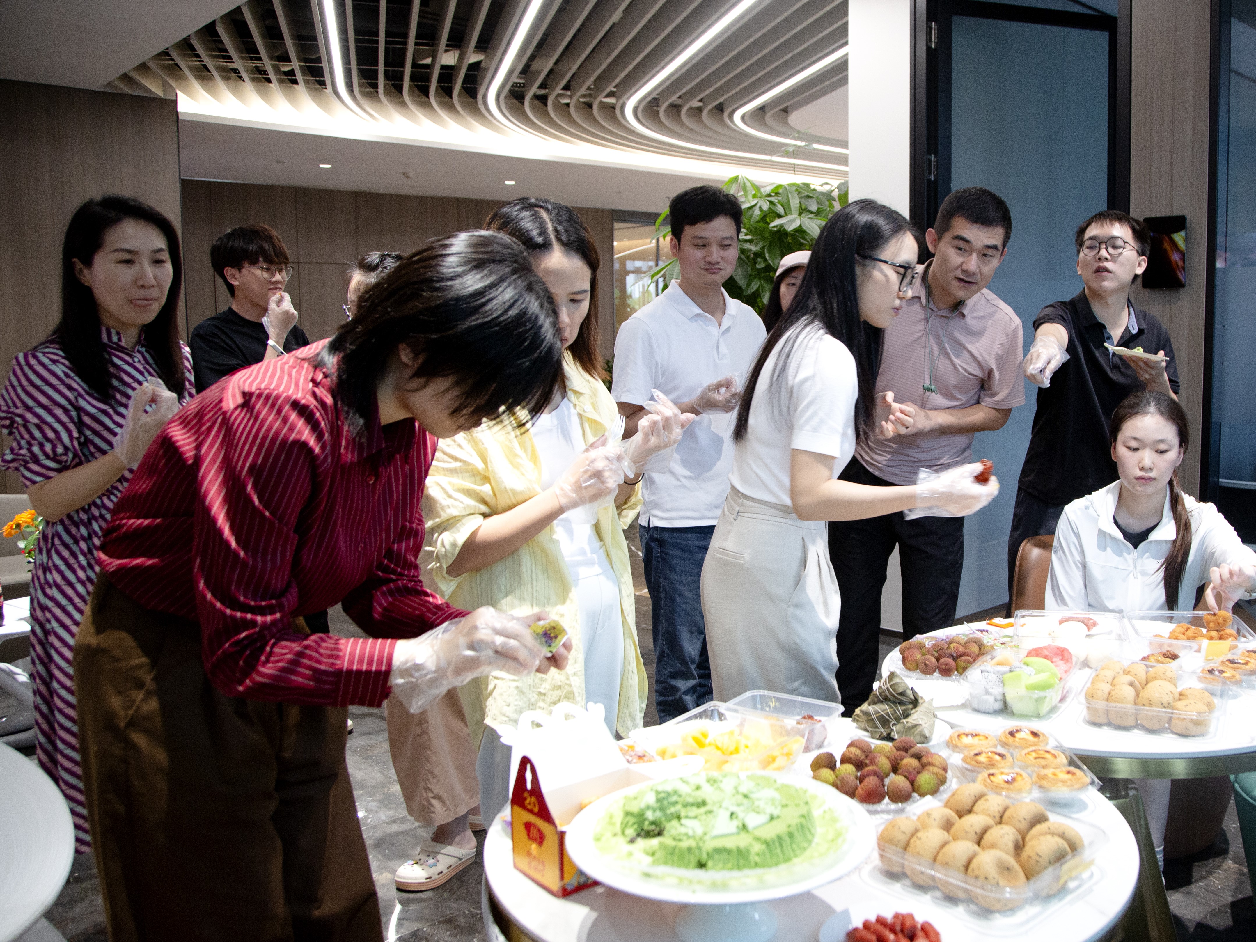 深圳2.jpg 深圳2.jpg